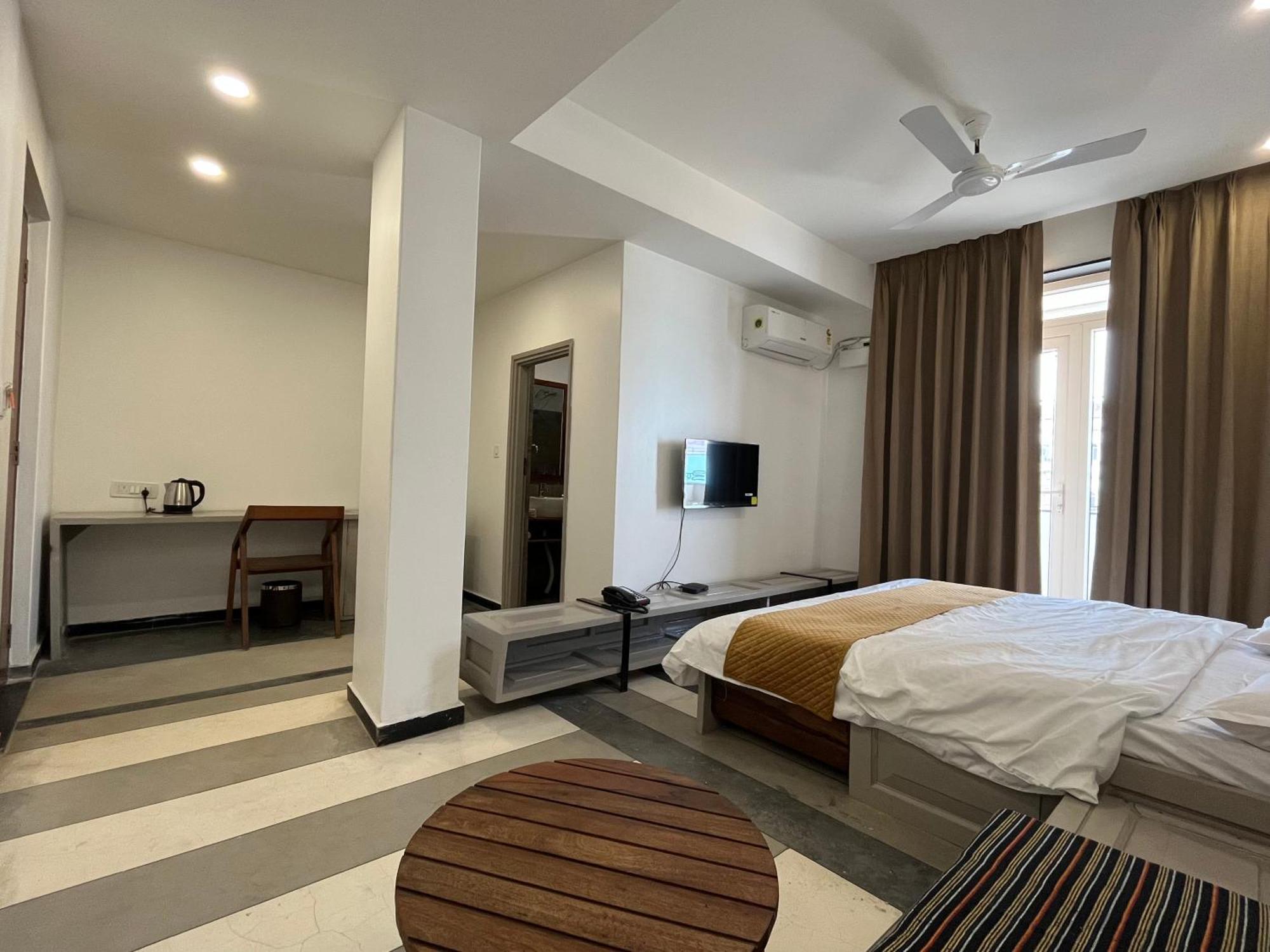 Nkaasa Hotel Personal Suites Raxaul ภายนอก รูปภาพ